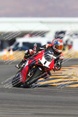 media/Jan-14-2024-SoCal Trackdays (Sun) [[2e55ec21a6]]/Turn 16 Set 2 (1125am)/